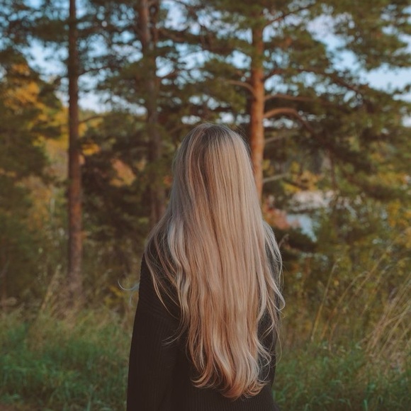blond_anna